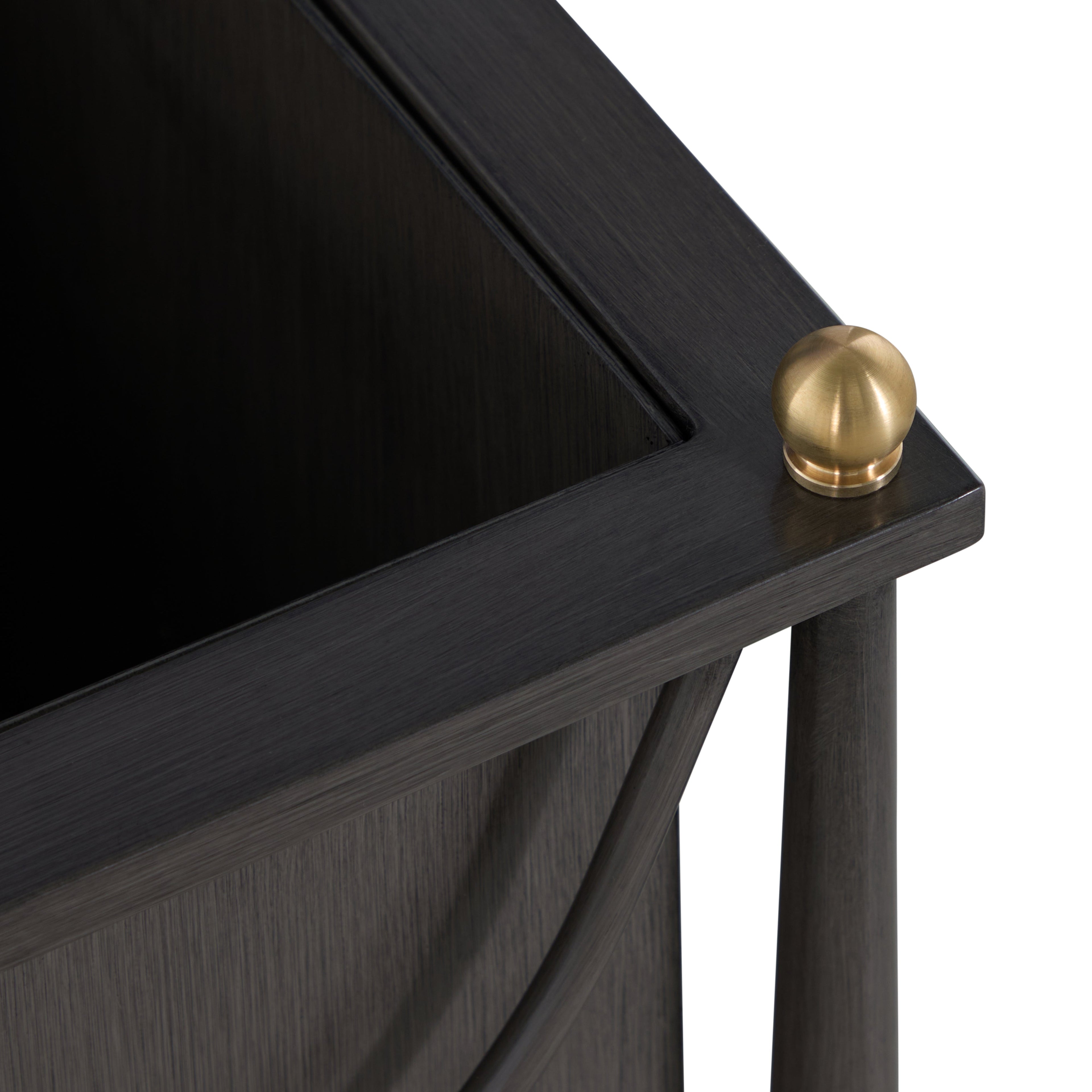 Roma Small Planter