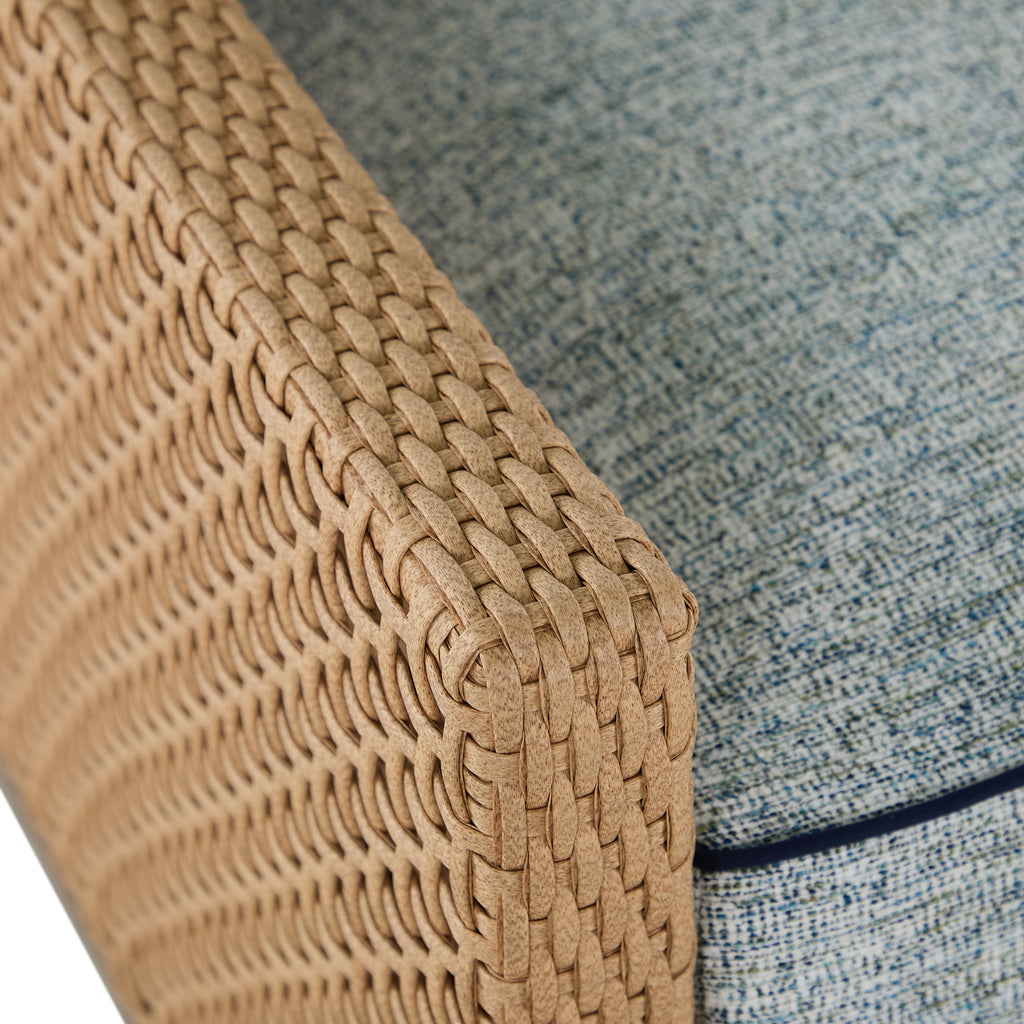 Peninsula Wicker Outdoor Swivel Glide Chair