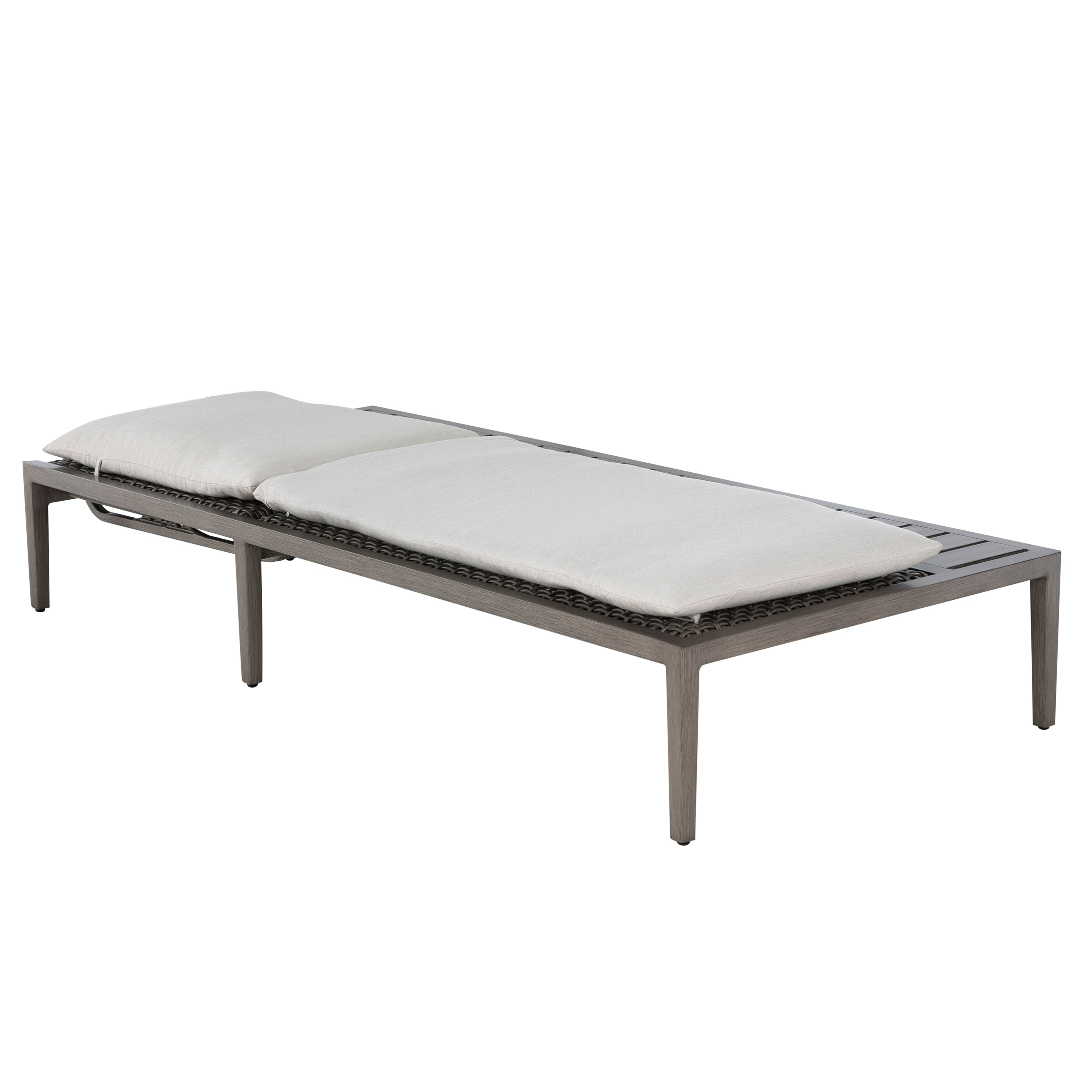 Harbor Wicker Outdoor Armless Chaise Lounge