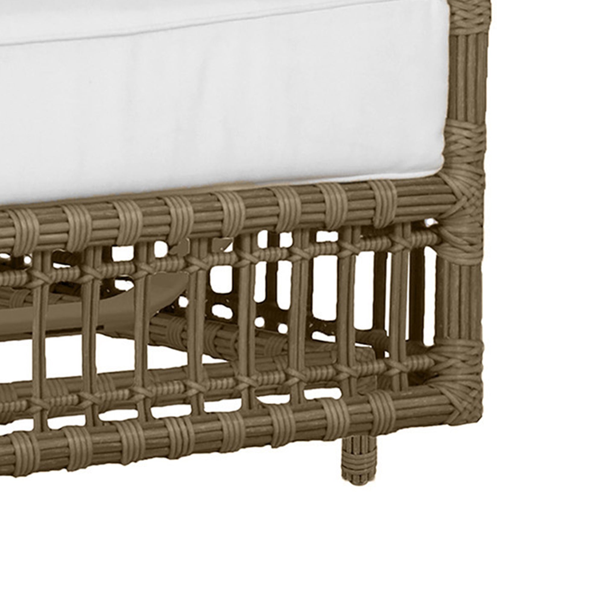 Newport Wicker Outdoor Woven Spring Lounge Chair