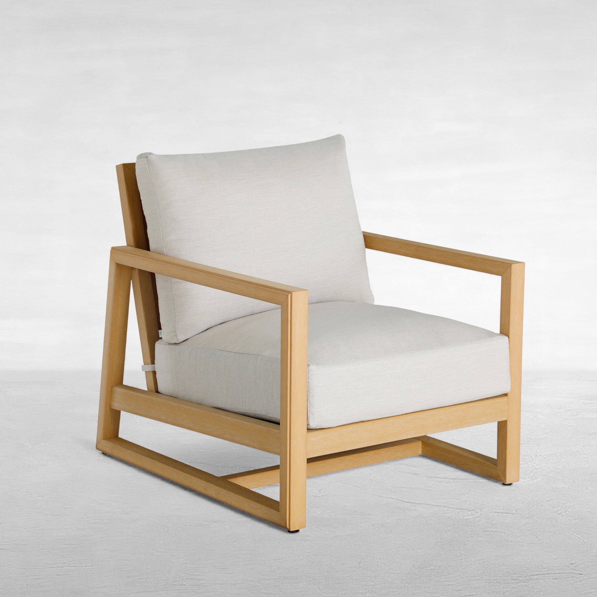 Avondale N-Dura Wood Outdoor Lounge Chair