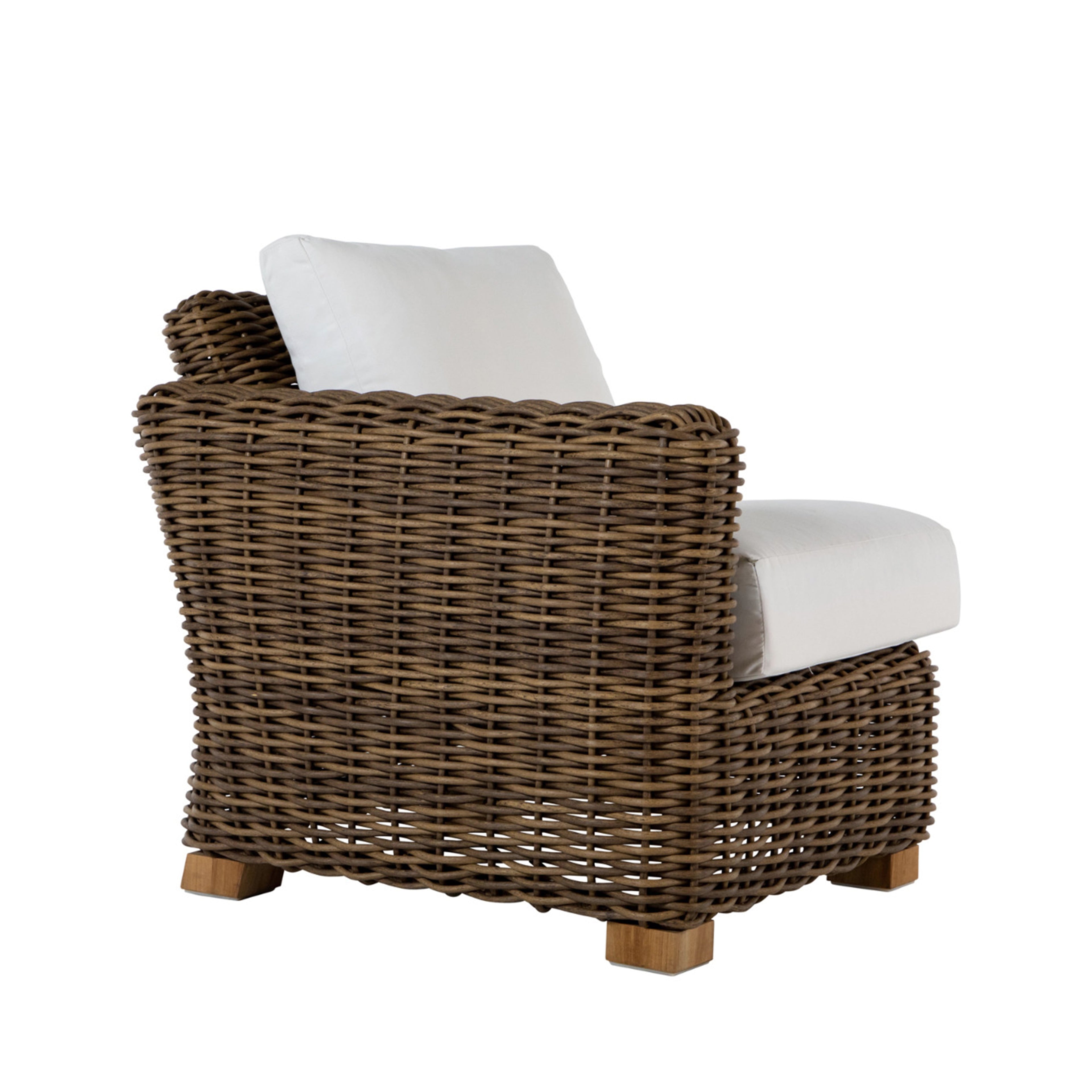 Montauk Wicker Right Arm Facing Lounge Chair