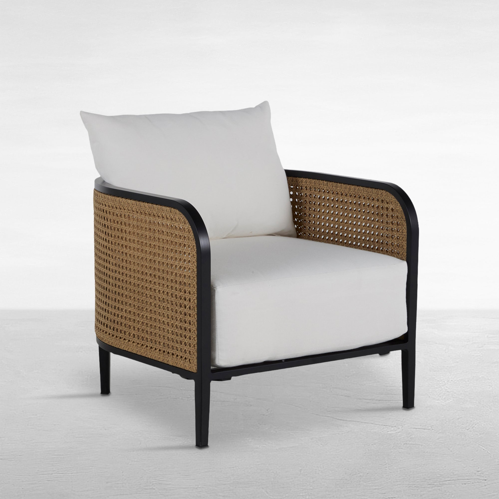 Havana Resin Wicker Outdoor Cane Lounge Chair