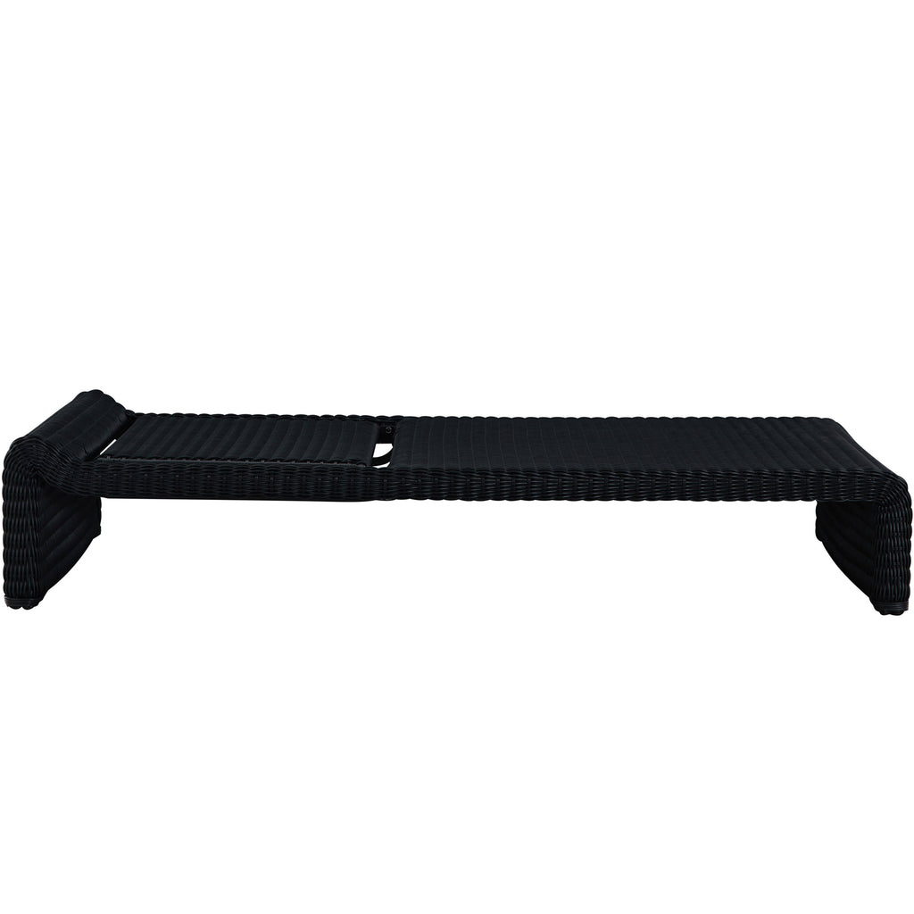 Como Resin Wicker Chaise