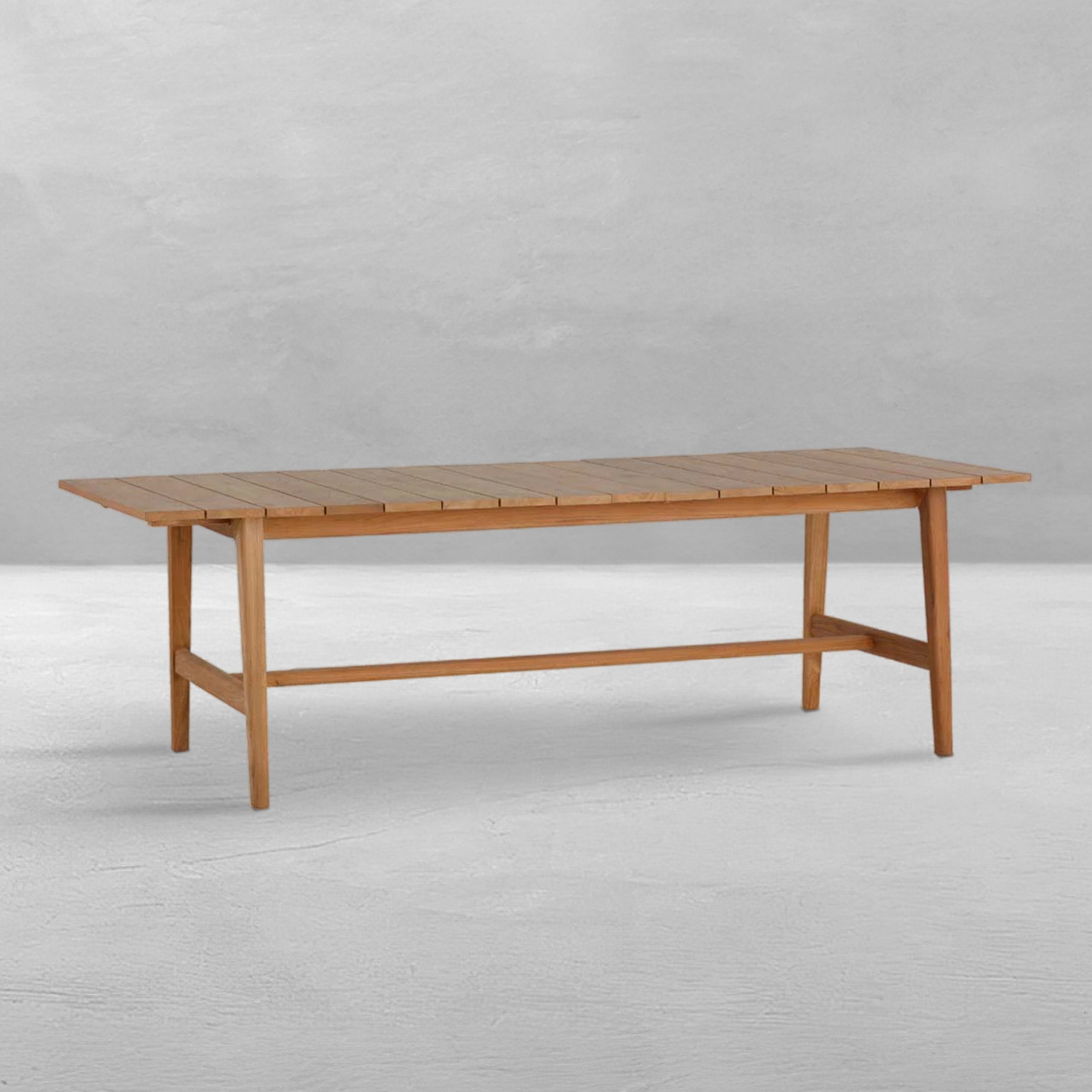 Coast Rectangle Outdoor Extendable Dining Table