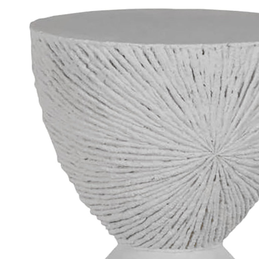 Darley 25" Round Outdoor Pedestal Side Table