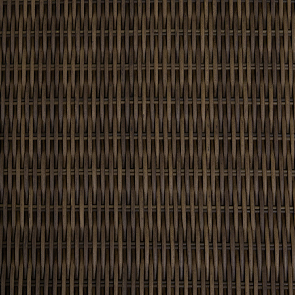 Como Resin Wicker Chaise