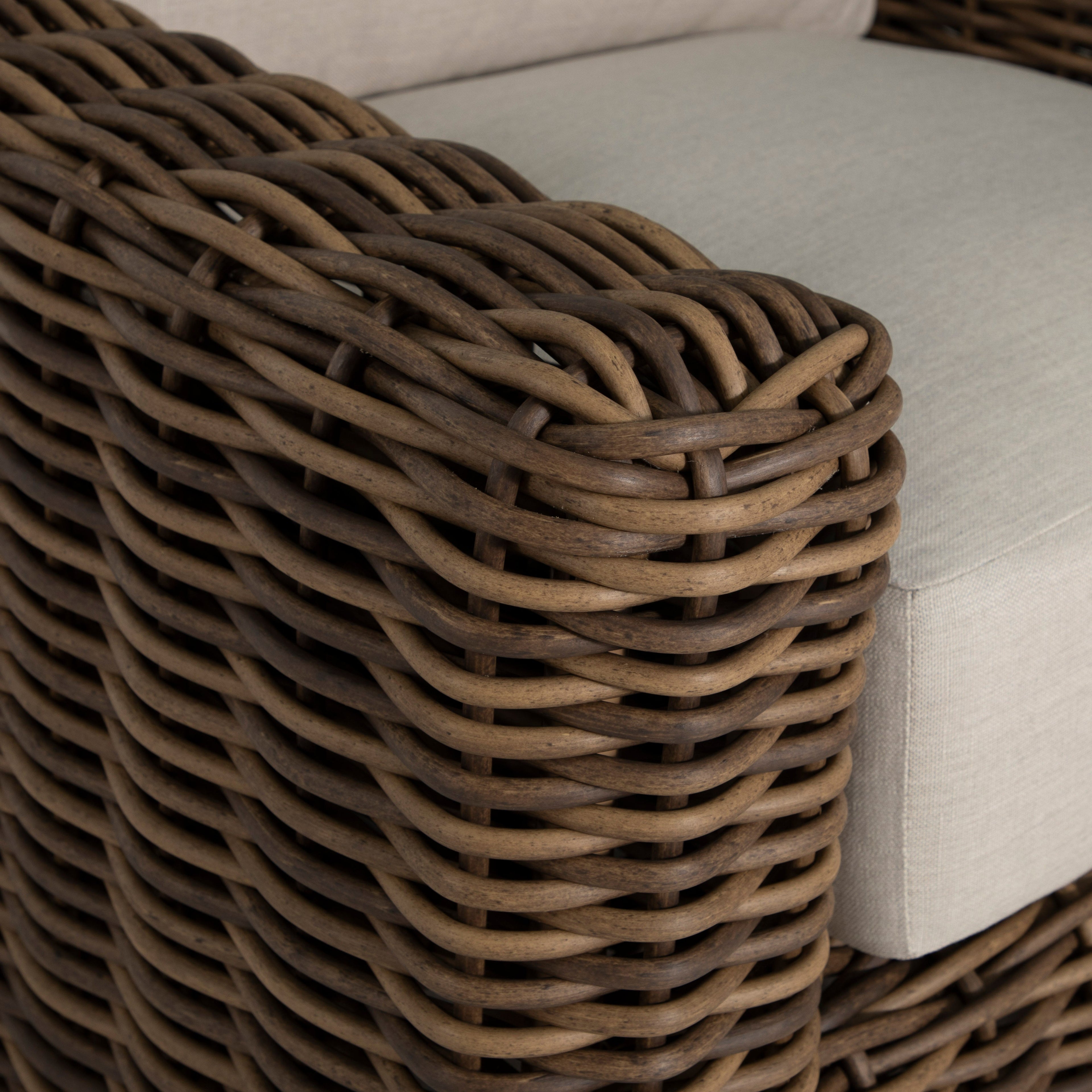 Montauk Resin Wicker Outdoor Swivel Lounge Chair