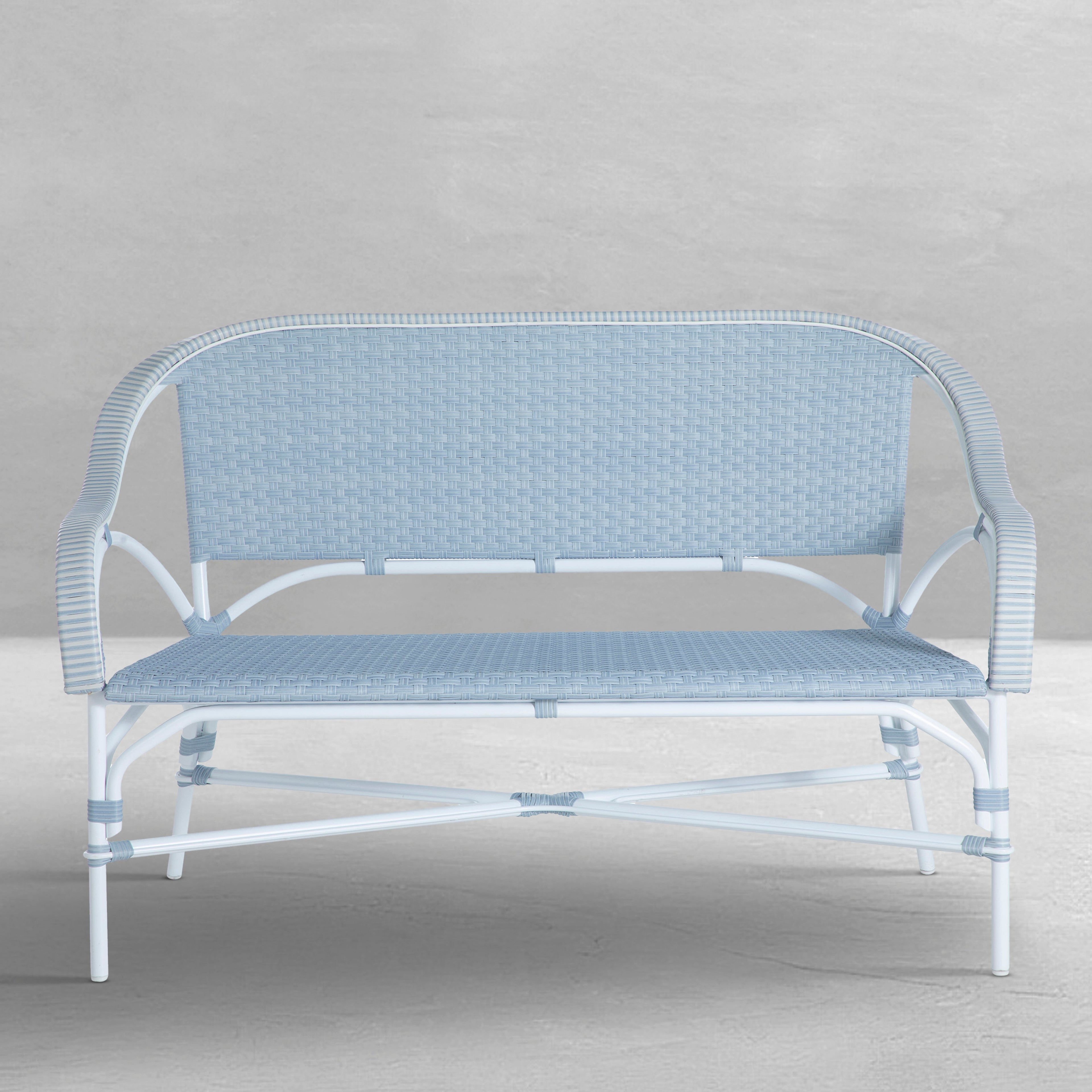 Savoy Resin Wicker Outdoor Loveseat