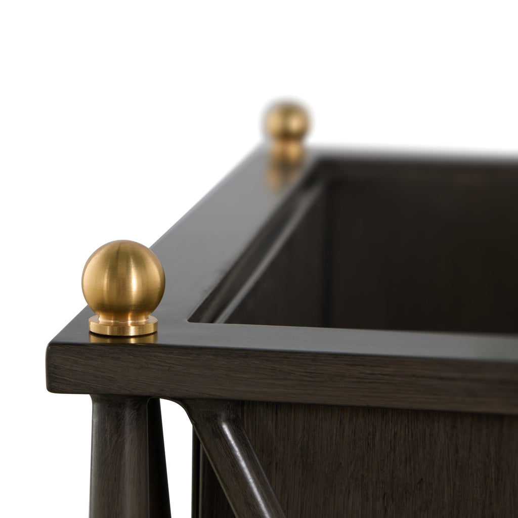 Roma Medium Planter