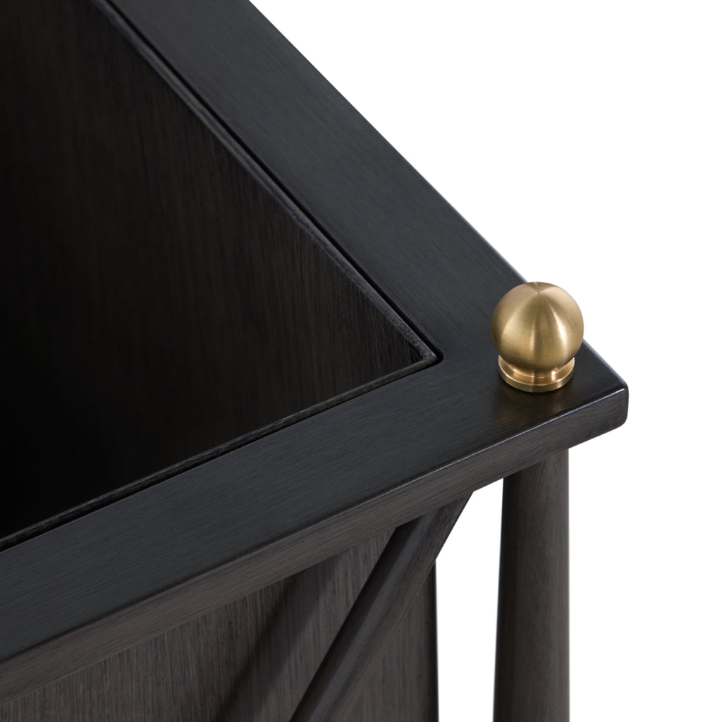 Roma Large Planter