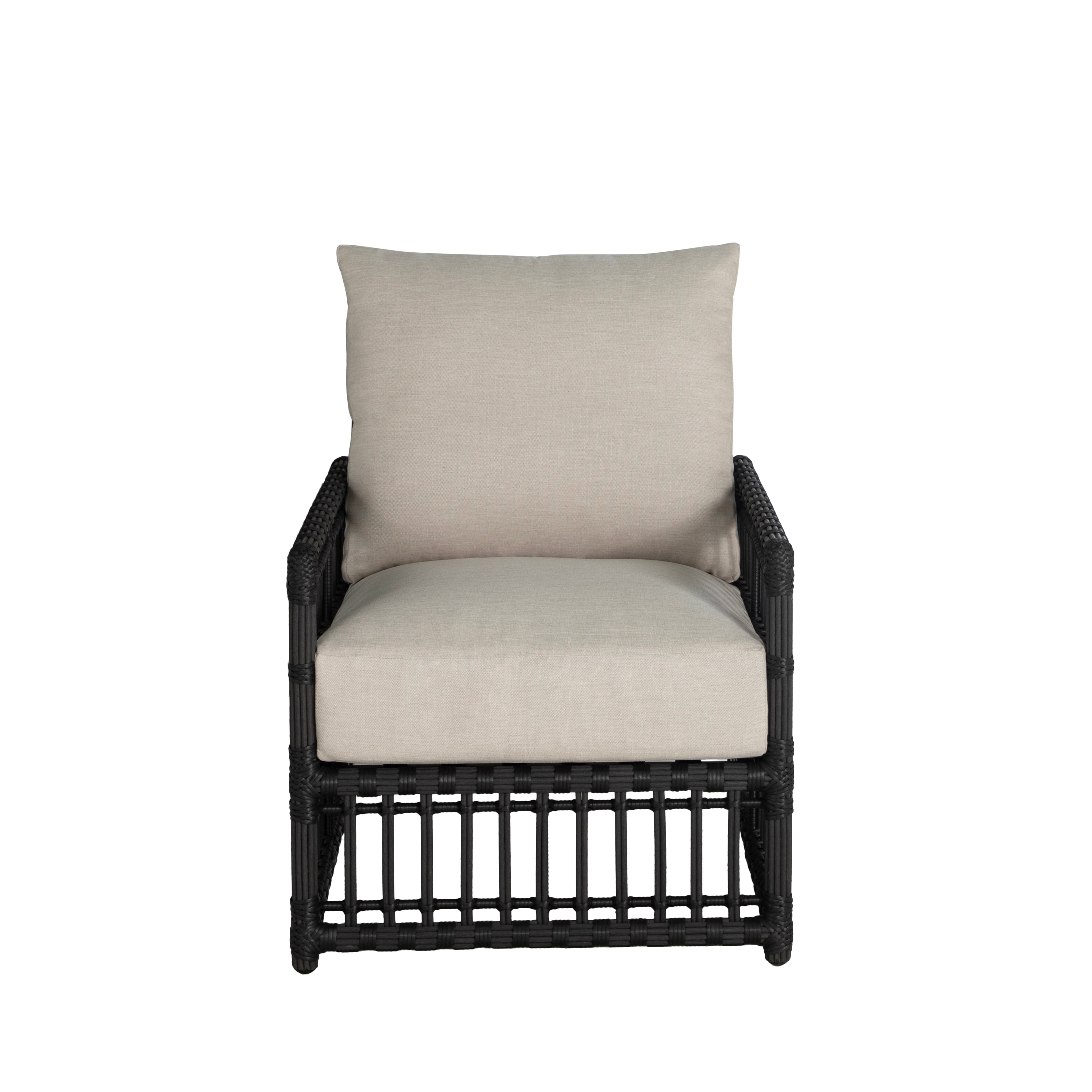 Newport Wicker Outdoor Woven Woven Lounge Chair