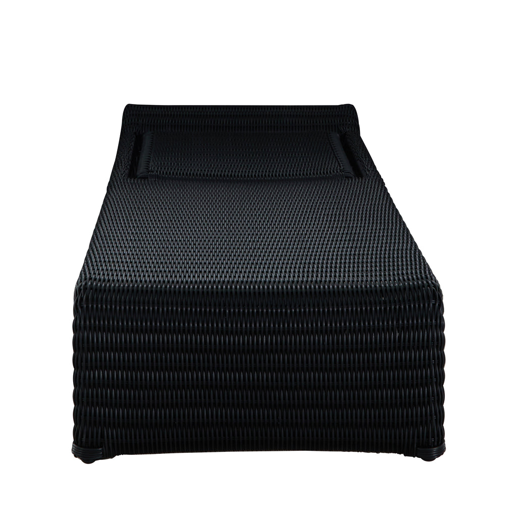 Como Resin Wicker Chaise