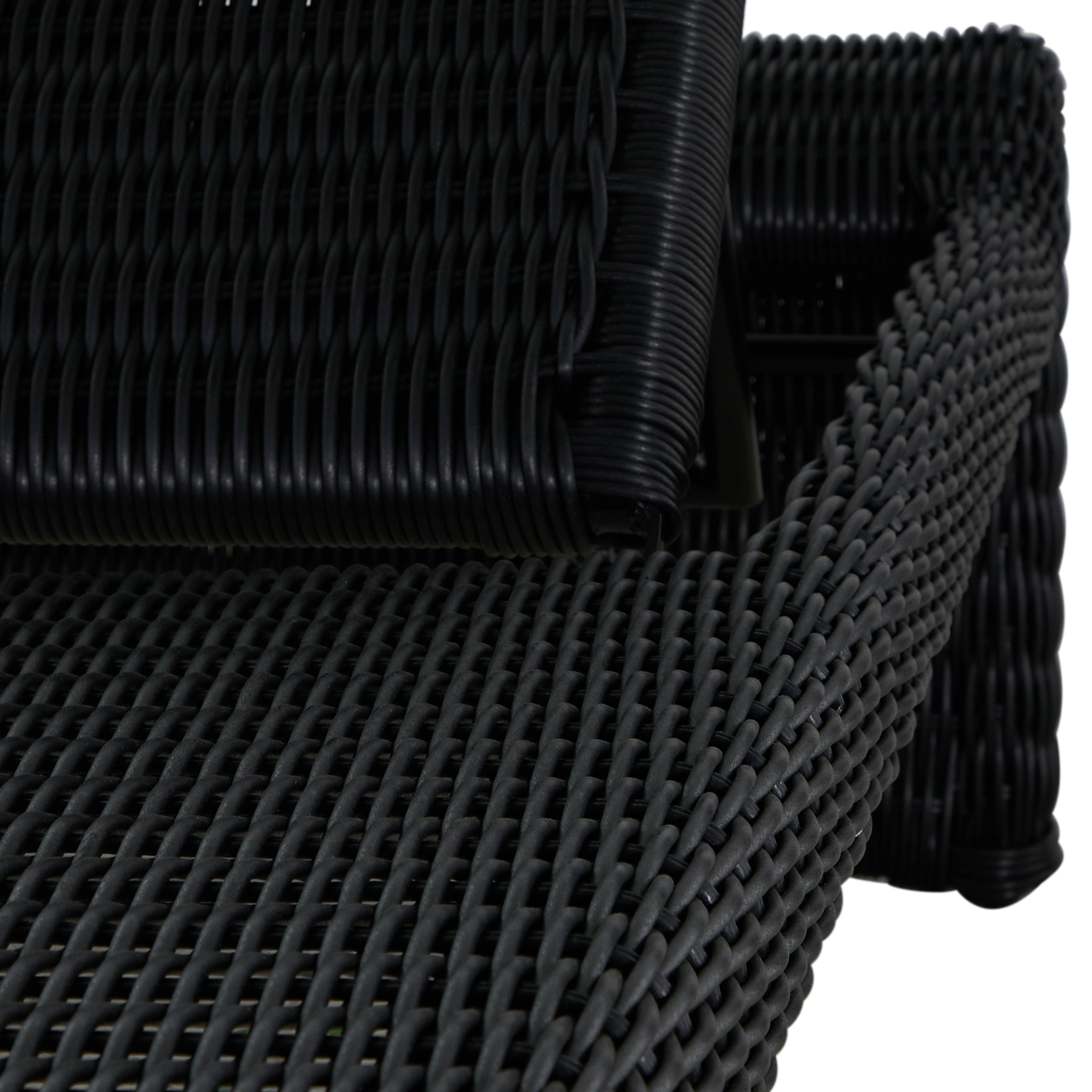 Como Resin Wicker Chaise