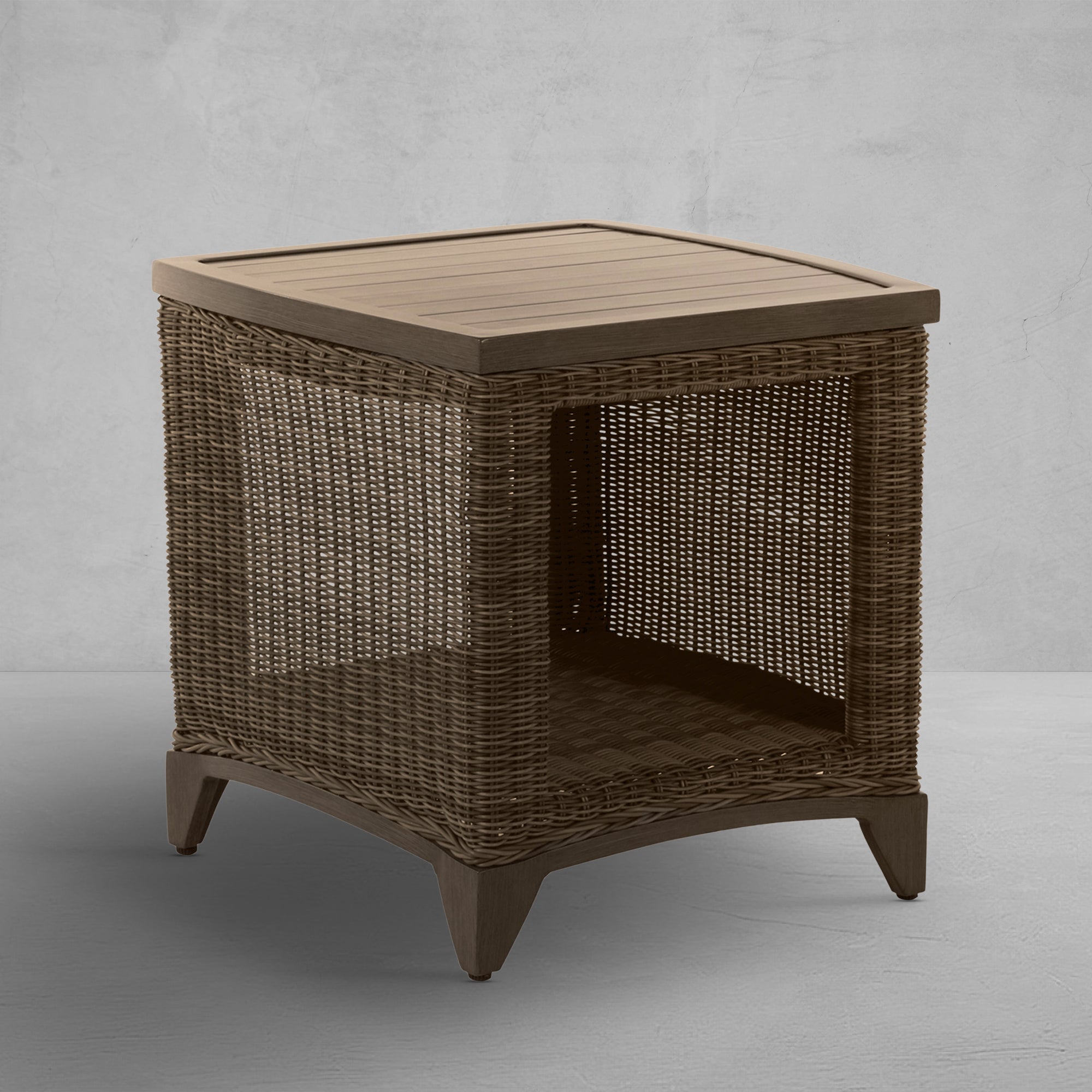 Astoria Wicker 21" Square Outdoor End Table