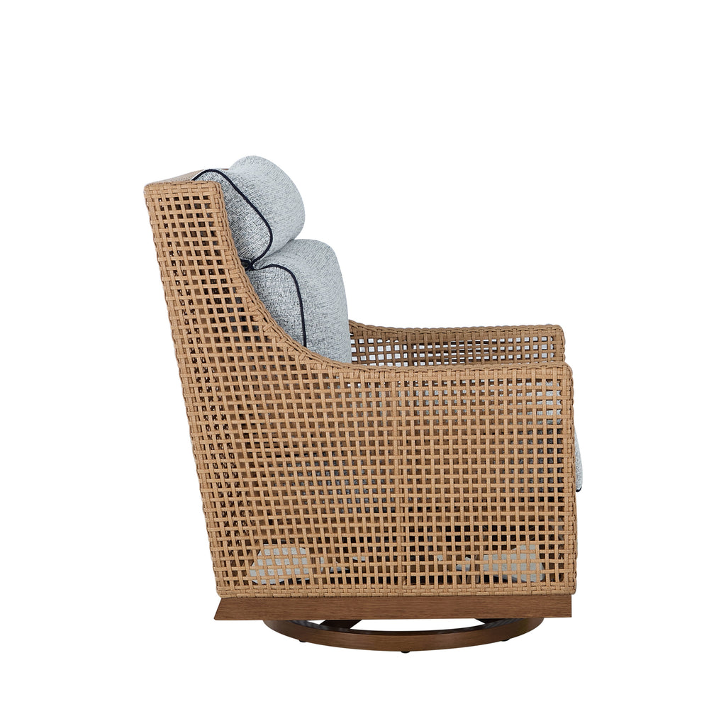 Peninsula Wicker Outdoor Swivel Glide Chair