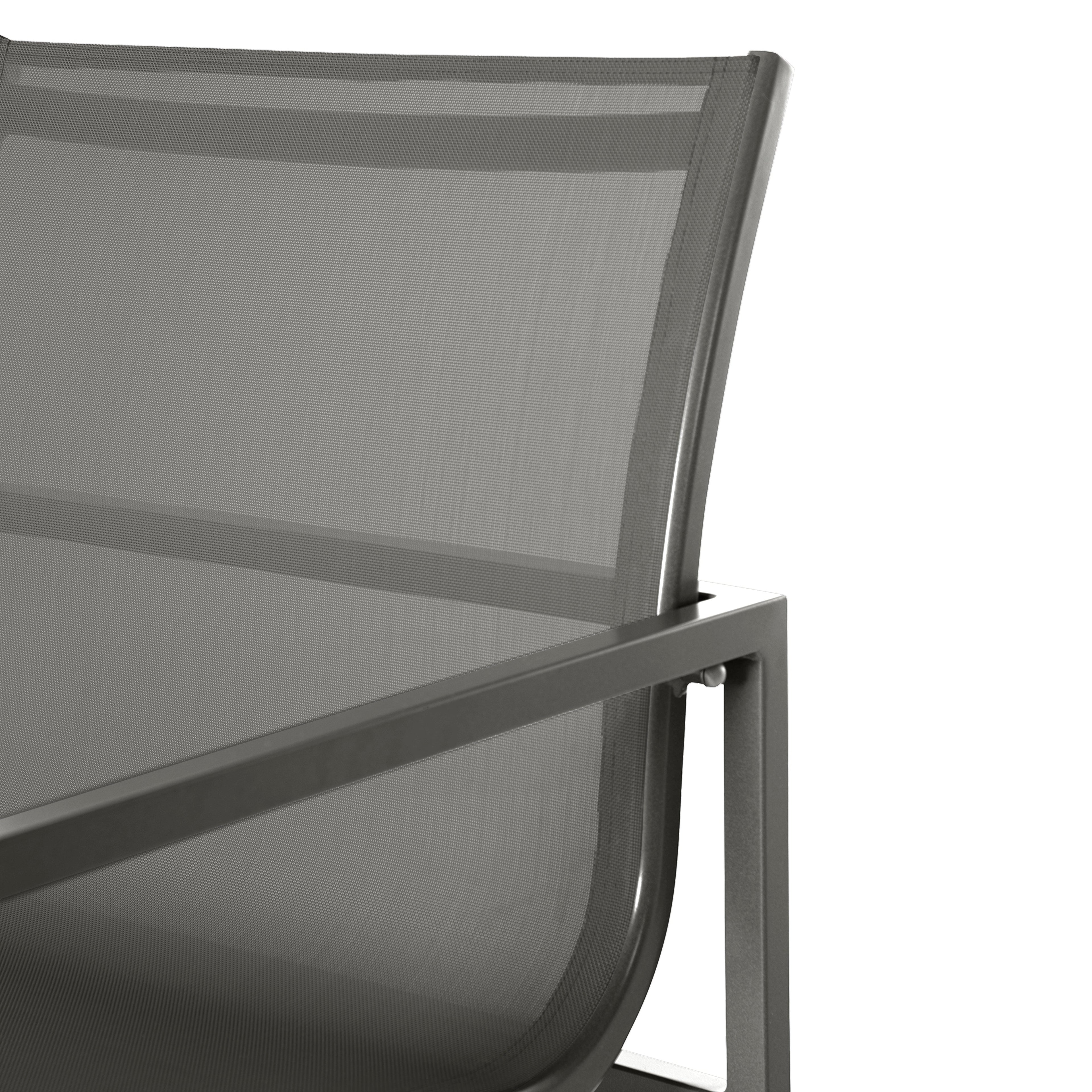 Serenata Sling Outdoor Arm Chair