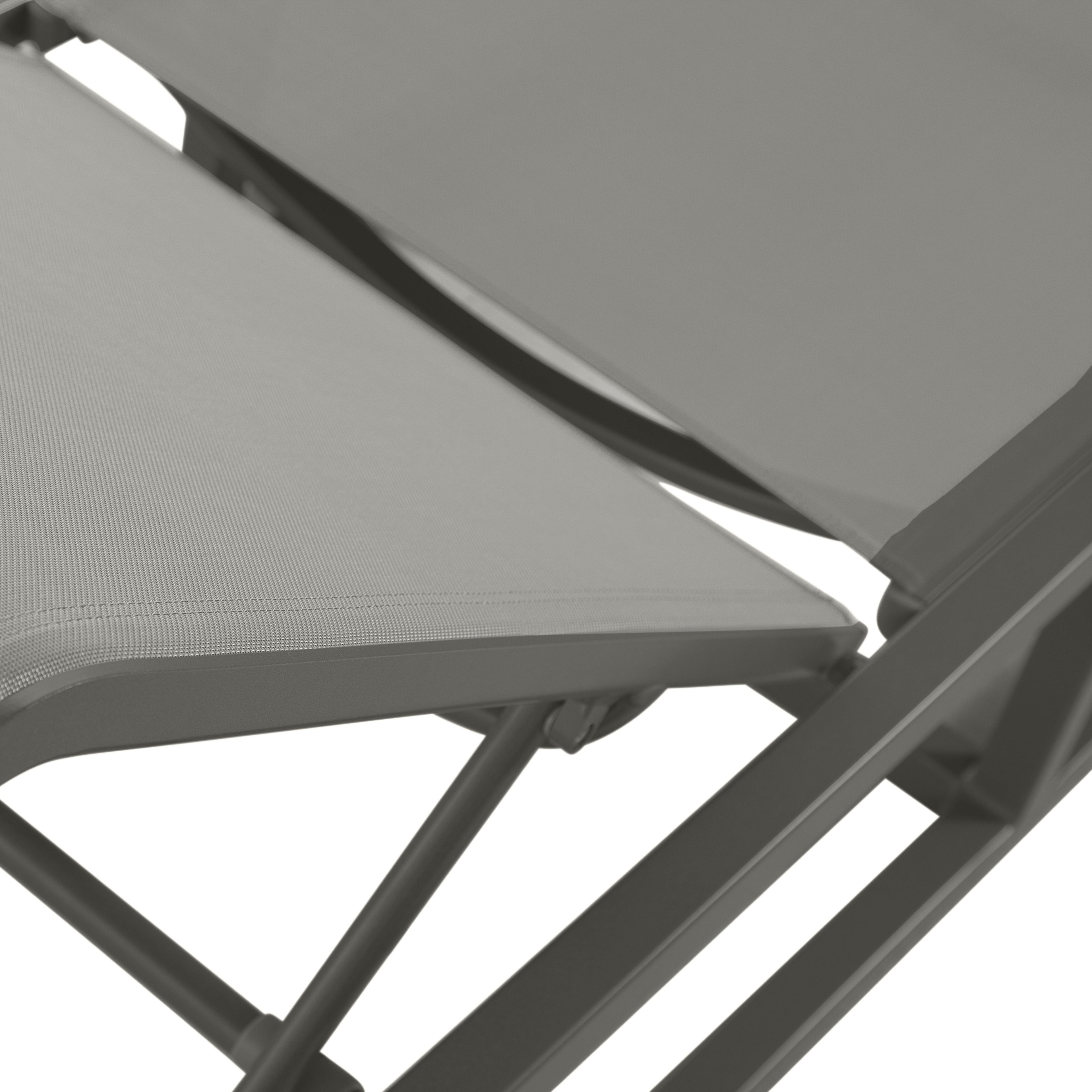 Serenata Sling Outdoor Armless Chaise Lounge