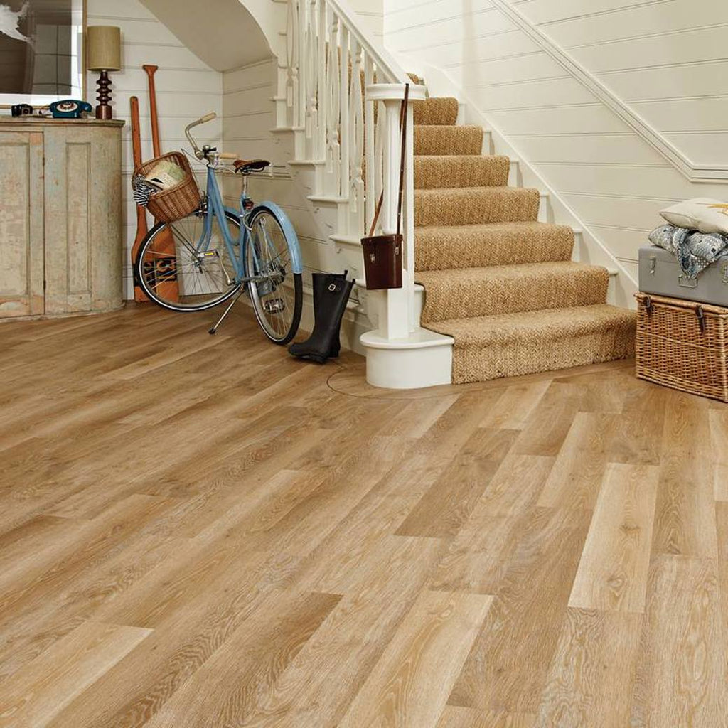 Karndean Luxury Vinyl Knight Tile Pale Limed Oak