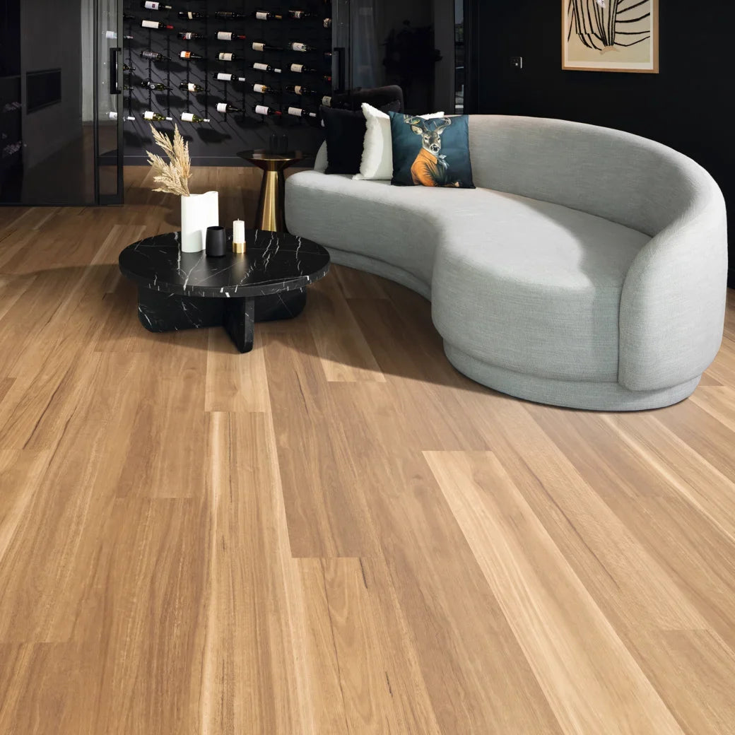 Karndean Luxury Vinyl Looselay Longboard Lemon Spotted Gum