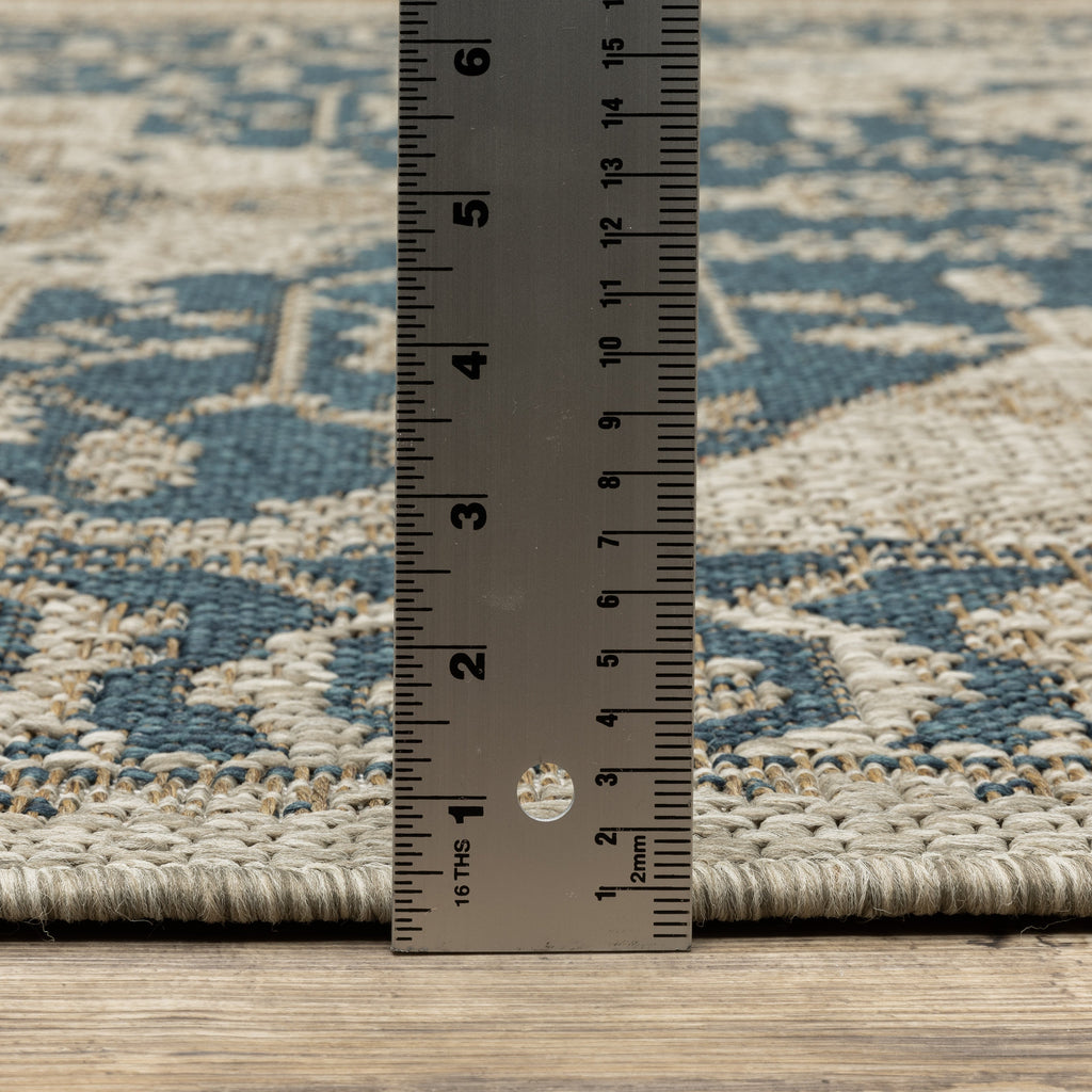 Latitude / 1J