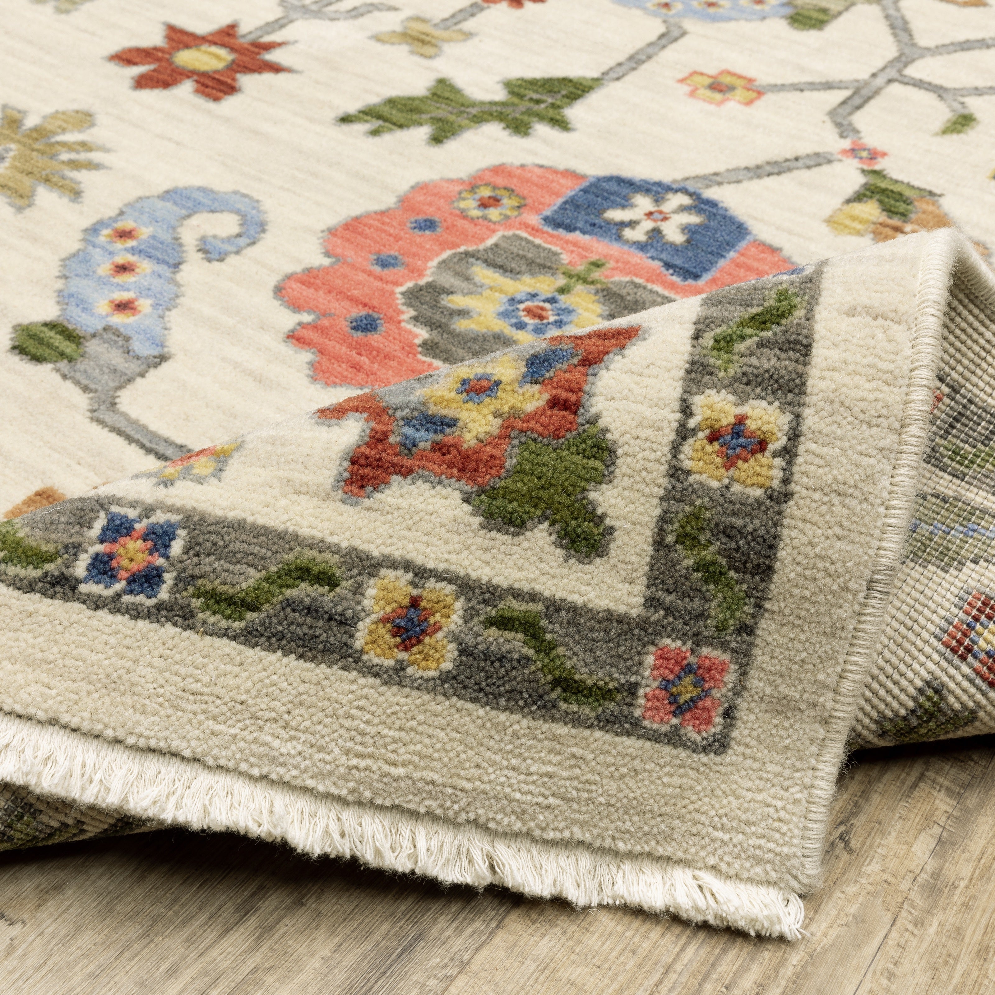 Lucca / 5506W