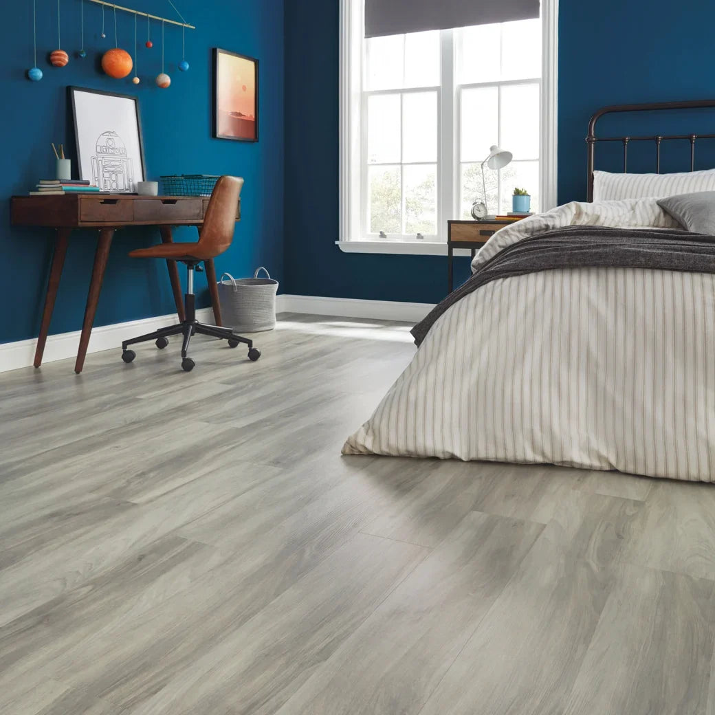 Karndean Luxury Vinyl Korlok Reserve Ghost Elm