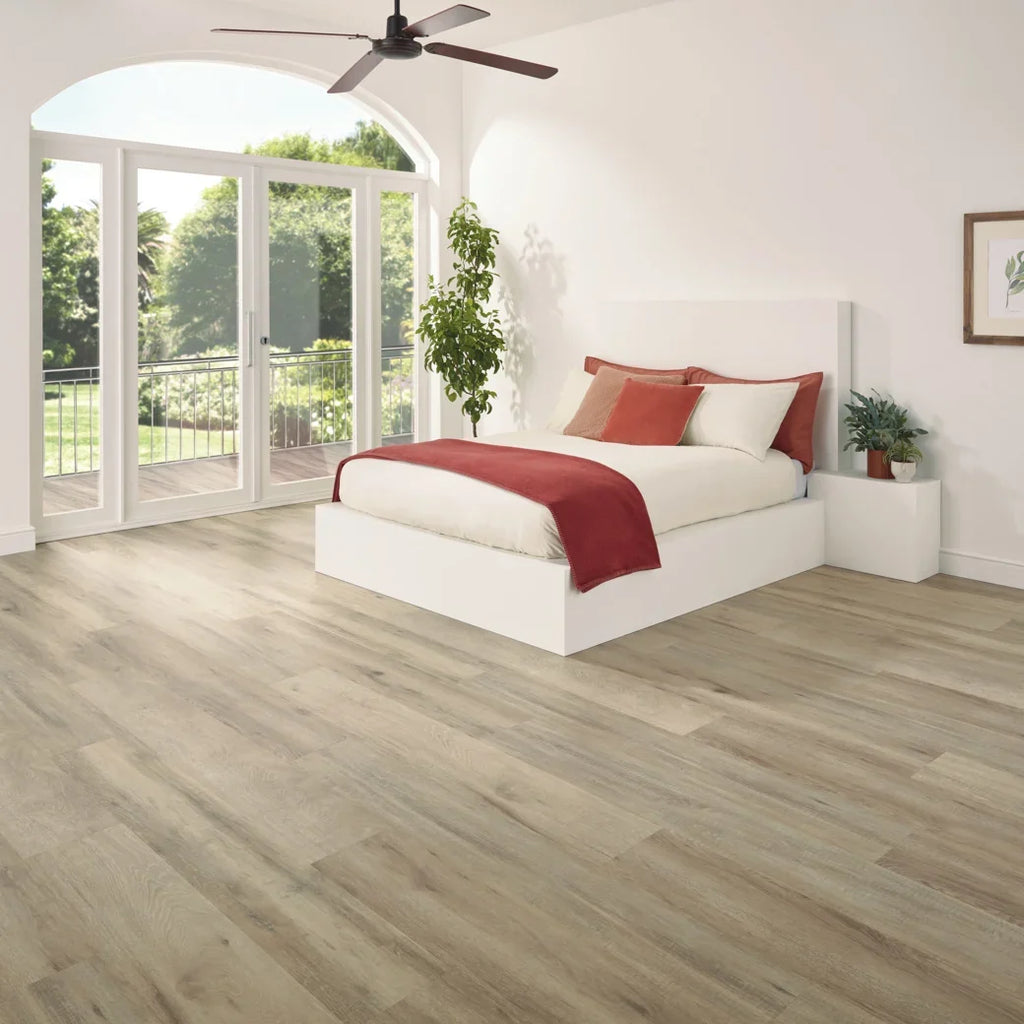Karndean Luxury Vinyl Korlok Select Baltic Coastal Oak