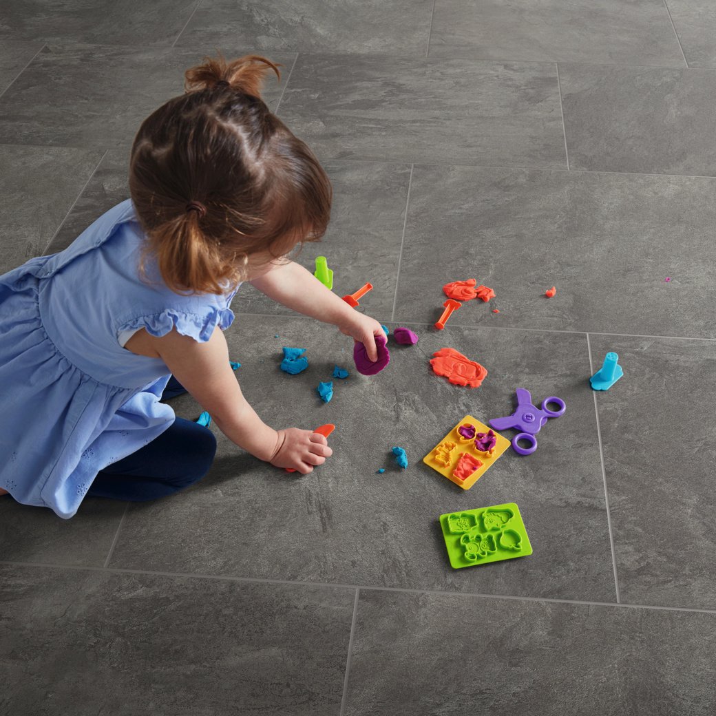 Karndean Luxury Vinyl Korlok Select Tile Volcanic Slate