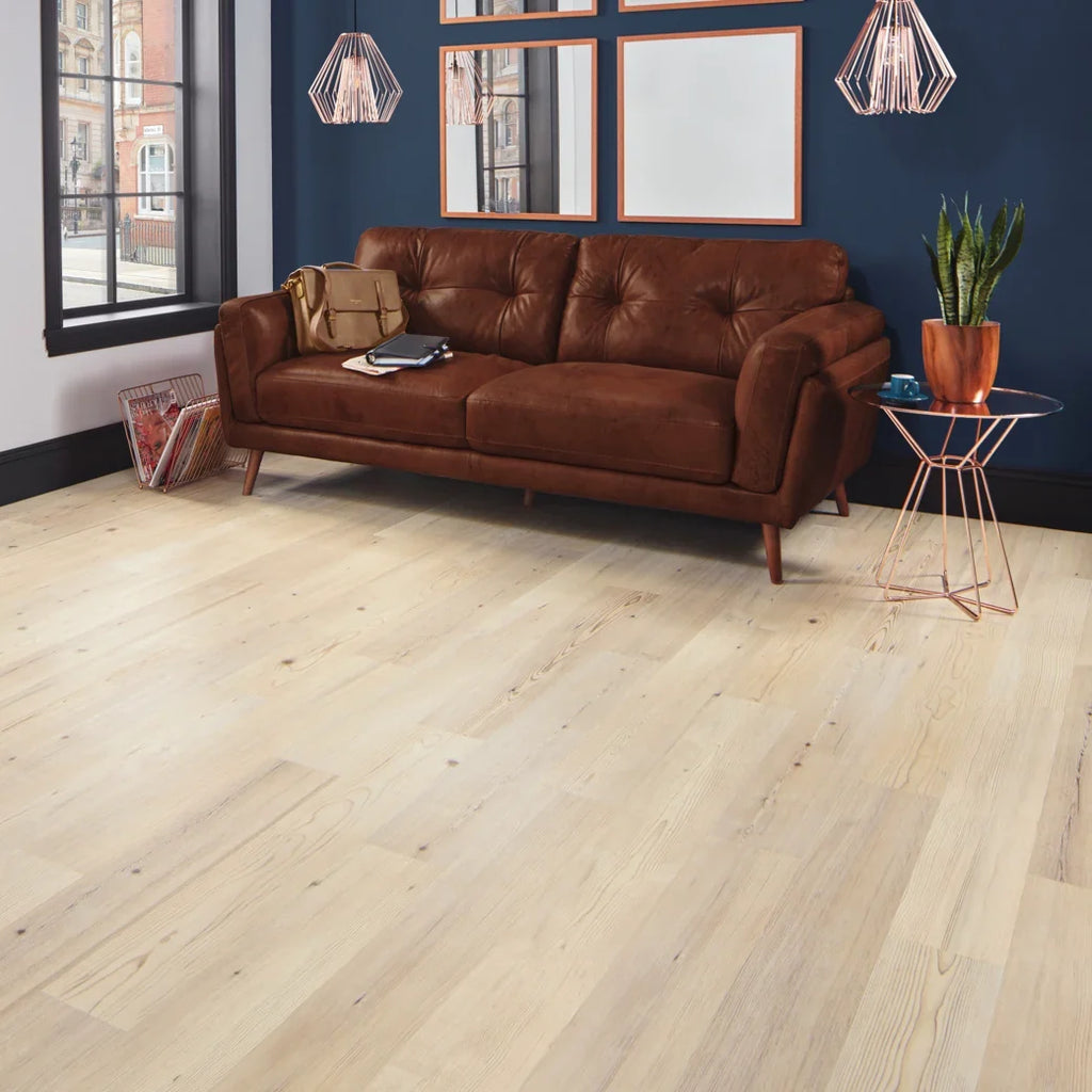 Karndean Luxury Vinyl Knight Tile Rigidcore Natural Scandi Pine