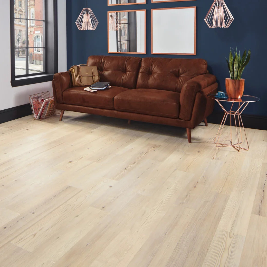Karndean Luxury Vinyl Knight Tile Rigidcore Natural Scandi Pine