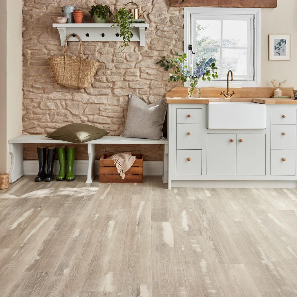 Karndean Luxury Vinyl Van Gogh Silver Farmhouse Oak