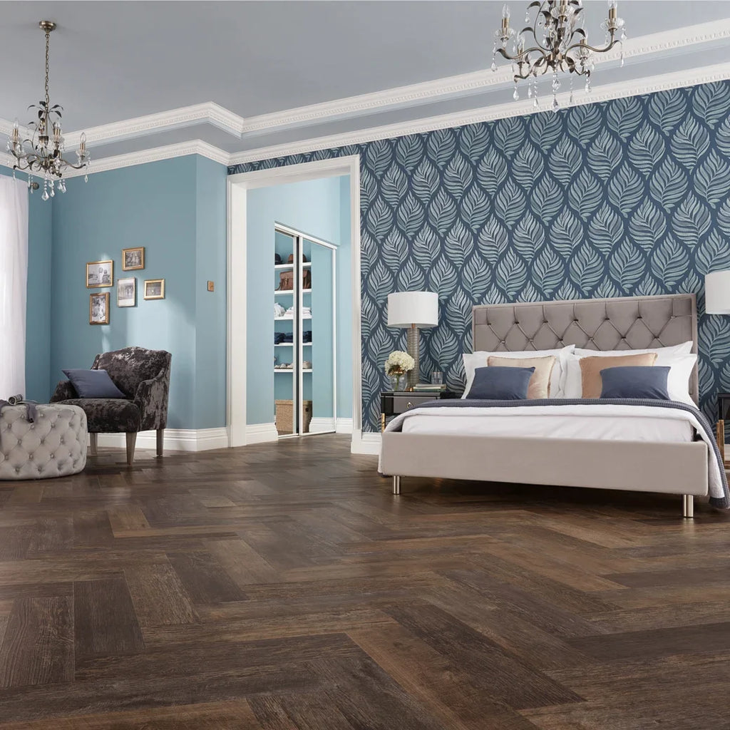 Karndean Luxury Vinyl Korlok Select Salvaged Barnwood 24"x6"