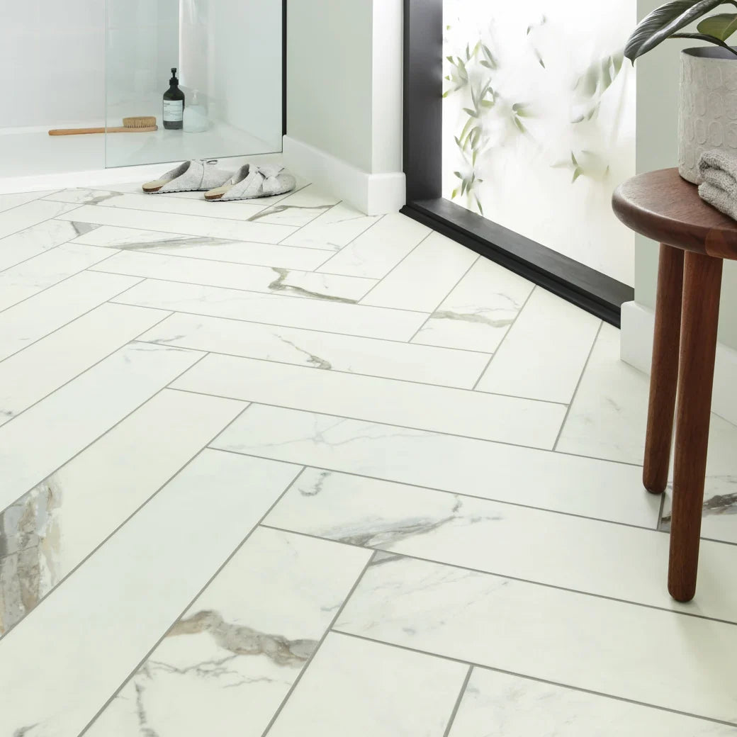 Karndean Luxury Vinyl Korlok Select Tile Brunella Marble 24"x6"