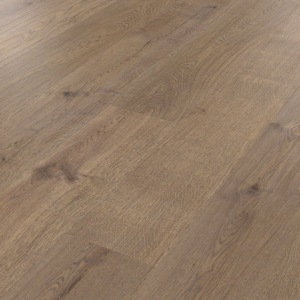 Karndean Luxury Vinyl Korlok Select Smoked Butternut