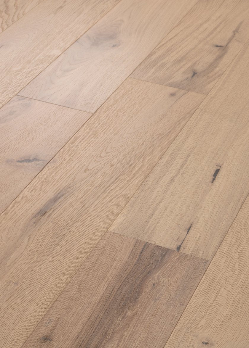CASTLEWOOD OAK RENAISSANCE ANGLED